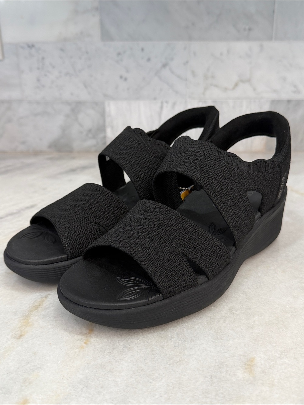 Skechers Women’s Pier Lite Black
Hands Free Slip Ins Sandal Sz 7.5